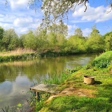 Stunning 5 Bedroom House On The River Wensum, Sleeps 19 NWI Exteriör bild
