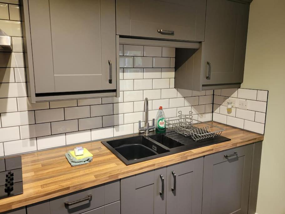 Stunning 5 Bedroom House On The River Wensum, Sleeps 19 NWI Exteriör bild