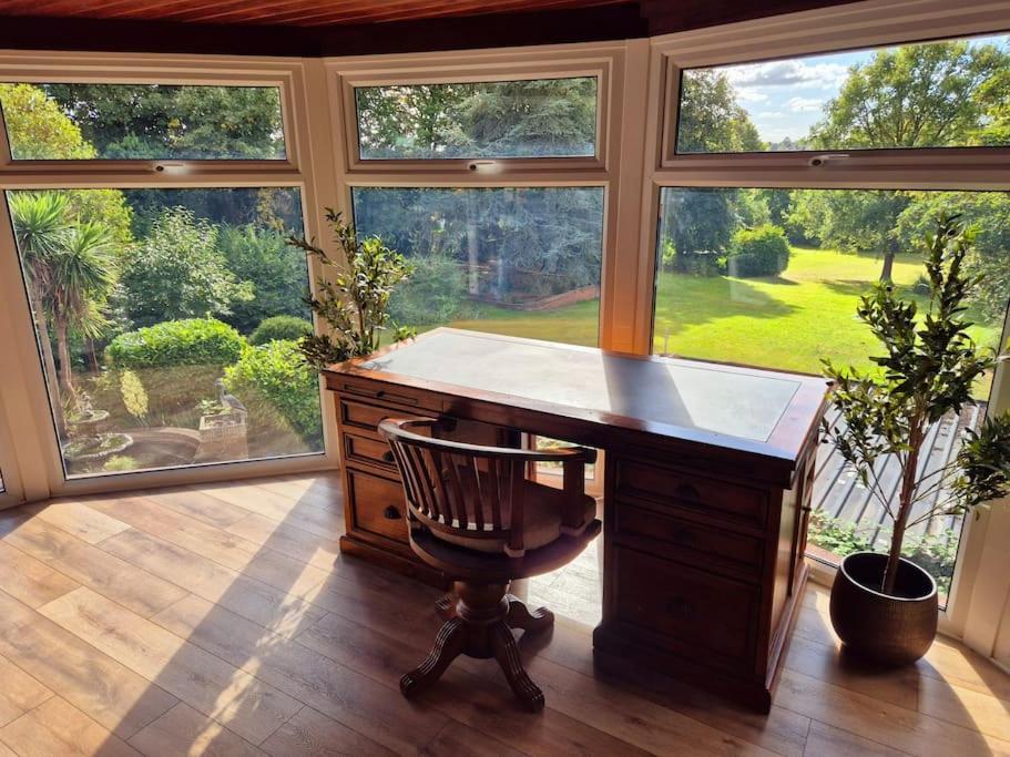Stunning 5 Bedroom House On The River Wensum, Sleeps 19 NWI Exteriör bild